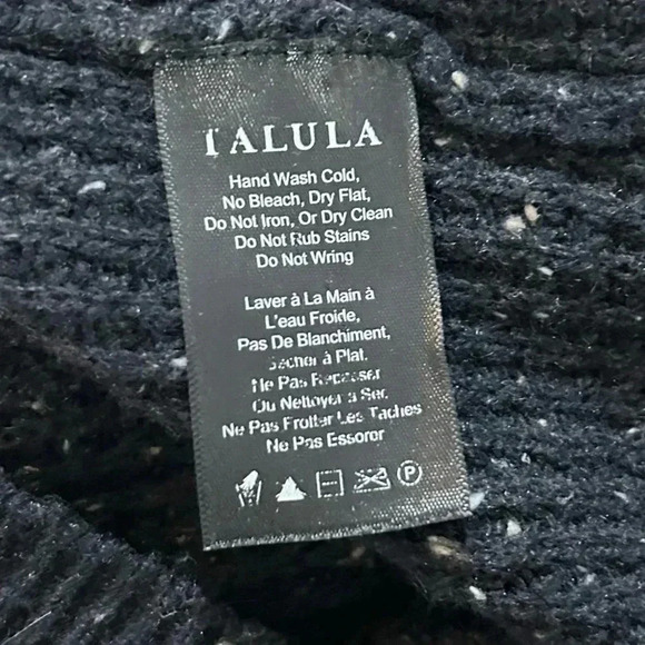 Aritzia - Talula  Sweater - Picture 4 of 5